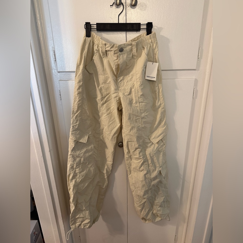 Parachute cargo pants